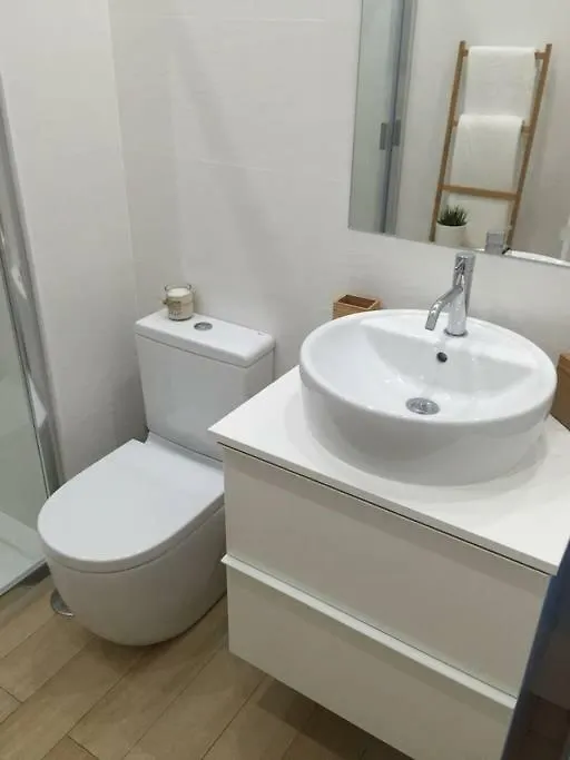 Lyrioshomes Malaga Cervantes Lägenhet