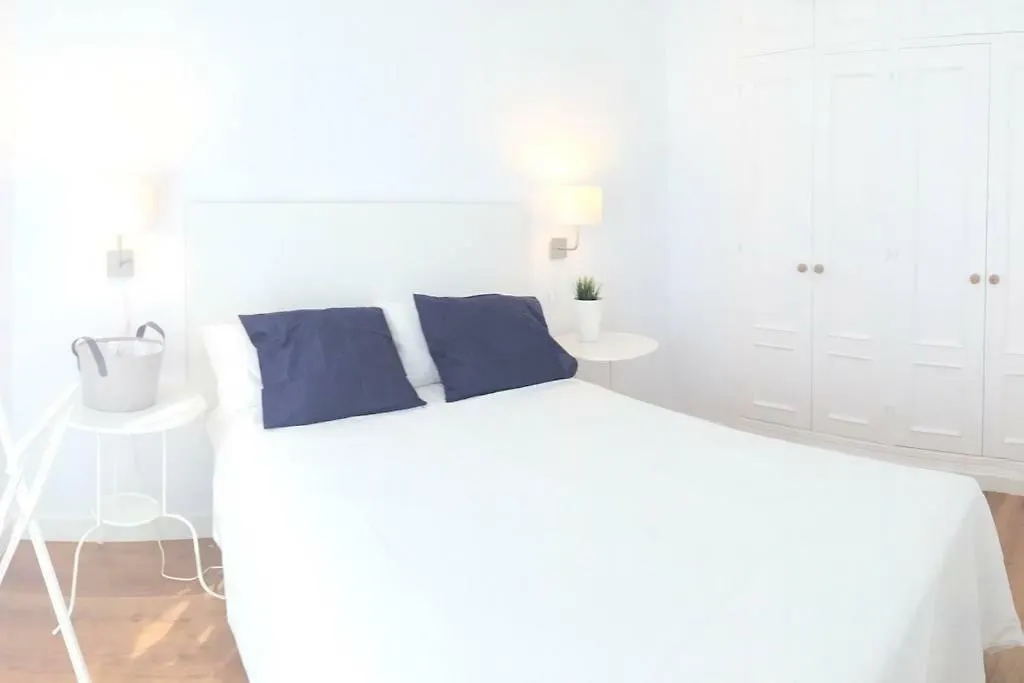 Lyrioshomes Malaga Cervantes Lägenhet
